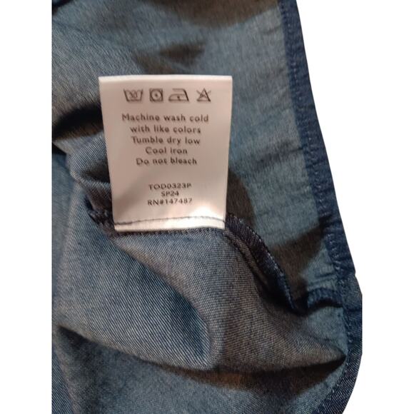 $118 NEW DRAPER JAMES Chambray Denim Peasant Top Blouse 1X Ruffle Boho Feminine - Picture 9 of 12
